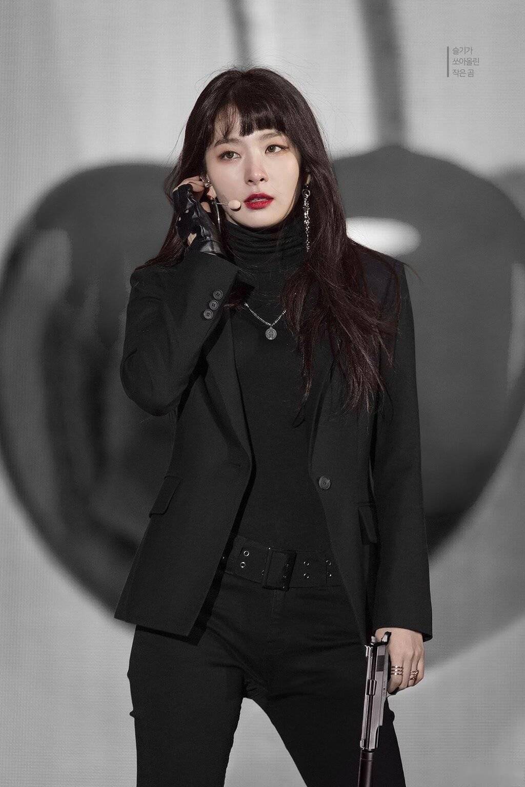 theqoo热帖:很适合眉上刘海的姜涩琪|熊猫体育(图17)
theqoo热帖:很适合眉上刘海的姜涩琪|熊猫体育(图17)