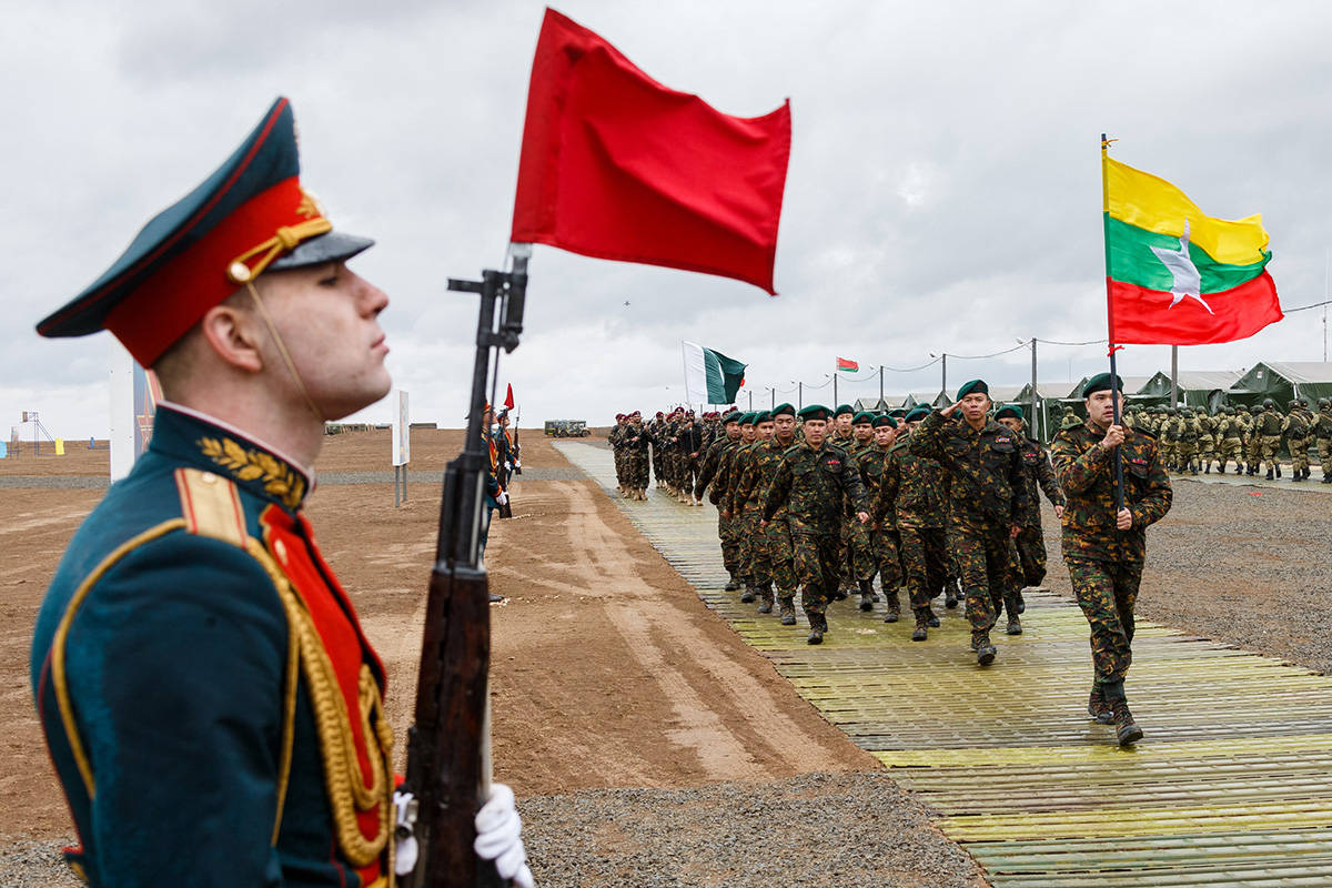 
缅甸军事代表团到场俄罗斯“高加索_熊猫体育公司(图3)