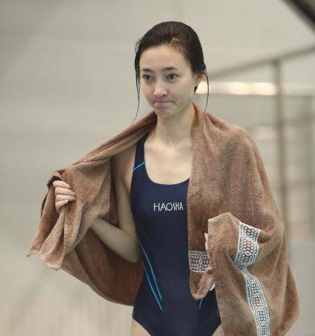 熊猫体育公司-
从职业运发动 到知名艺人 盘货陶虹曾志伟吴尊等10位跨界明星(图2) 熊猫体育公司-
从职业运发动 到知名艺人 盘货陶虹曾志伟吴尊等10位跨界明星(图2)