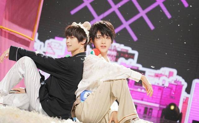 熊猫体育-
前有《青你》后有《浪姐》 夹击下的《少年之名》为什么这么糊？(图6)