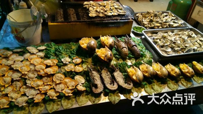 我军防空反导新体系展示:4个方队变成 9型装备受阅【熊猫体育公司】(图2) 熊猫体育