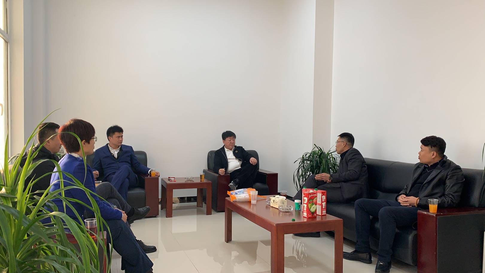 ‘熊猫体育公司’
热烈祝贺便利大本营青岛上合运营中心建立!(图8) ‘熊猫体育公司’
热烈祝贺便利大本营青岛上合运营中心建立!(图8)