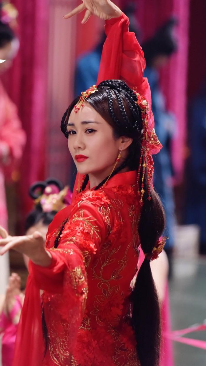 创造营2019何洛洛是谁?何洛洛个人资料介绍‘熊猫体育首页’(图2) 熊猫体育
